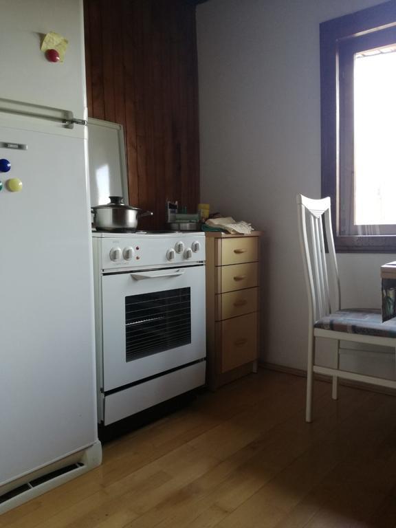 Guesthouse Nina SJJ Eksteriør bilde